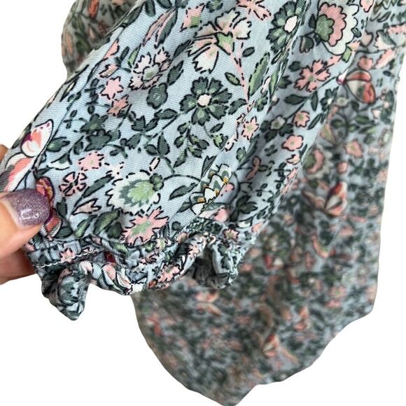 LOFT Floral + Butterfly Print Short Sleeve Rayon Top Small Pastel Pink + Blue - Picture 3 of 8